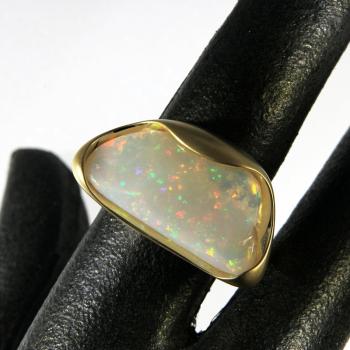 Ring Gold Light Opal, Opal Jewellery