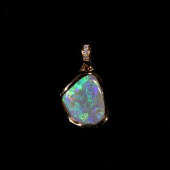 Small Dark Opal Pendant with Brilliant-Cut Diamonds in 18k Yellow Gold