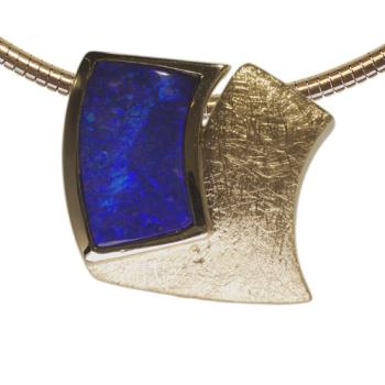 Pendant Yellow Gold Boulder Opal, Opal Jewellery