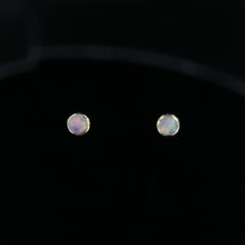 Small Light Opal Stud Earrings in 18k Yellow Gold