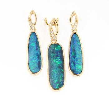 Australische Opal-Dubletten und Brillanten in 585er Gold-Set