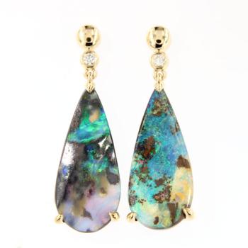 Ohrhänger mit Boulderopal-Tropfen und Brillianten