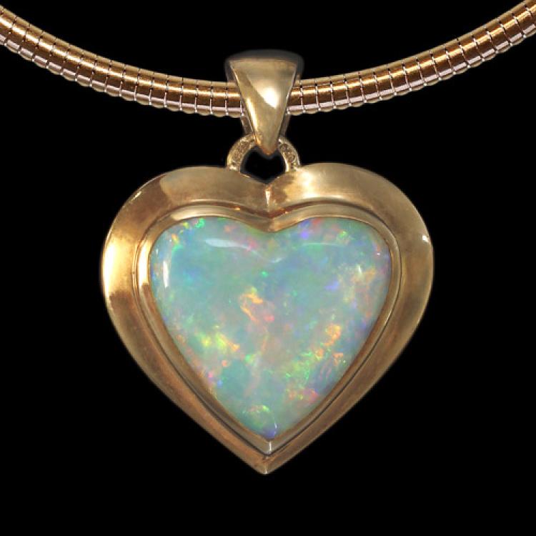 Pendant Gold Light Opal, Opal Jewellery