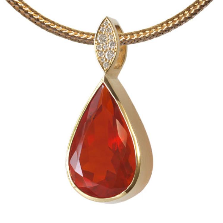 Pear-Shaped Mexican Fire Opal in 18k Yellow Gold Pendant