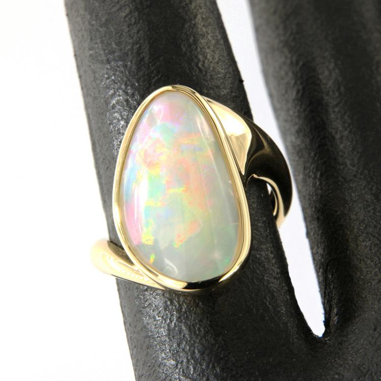 Ring Gold Light Opal, Opal Jewellery