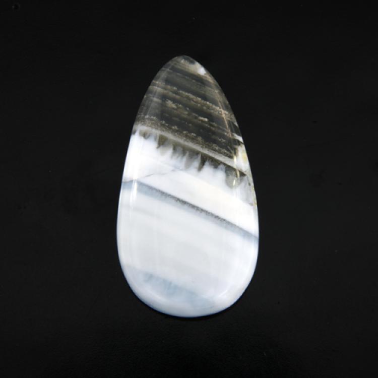 Blue Opal, Opal