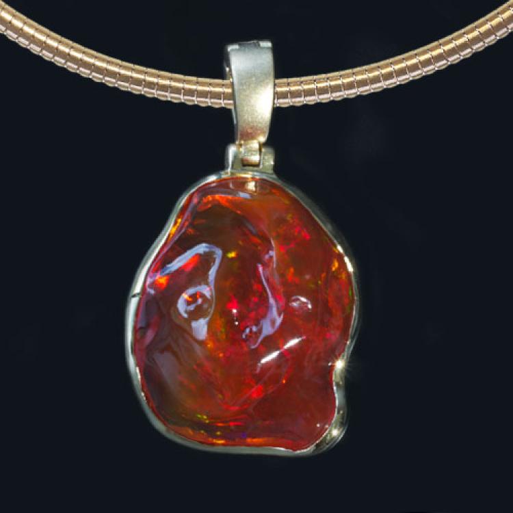 Yellow Gold Fire Opal Pendant