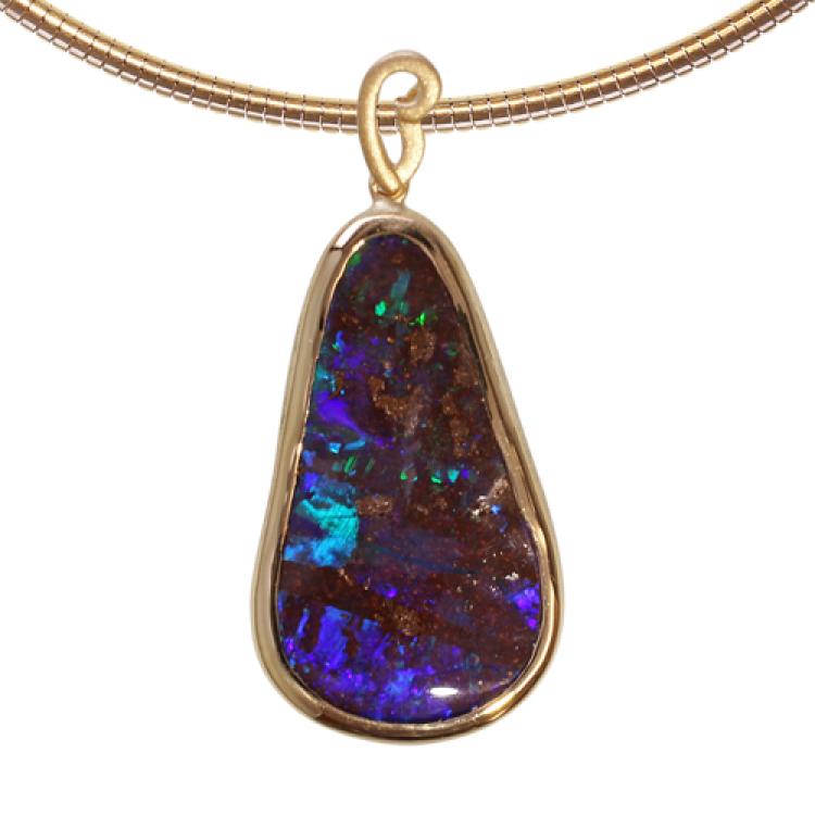 Anhänger aus Gelbgold mit blau-grünem Boulderopal