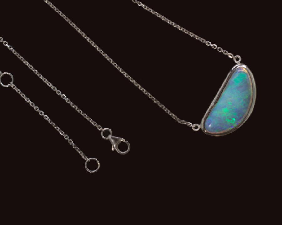Collier White Gold Light Opal, Opal Jewellery
