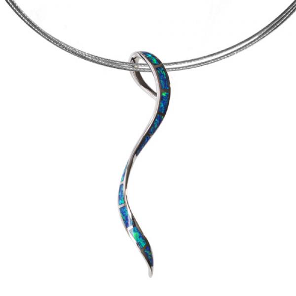 whitegold Opal pendant