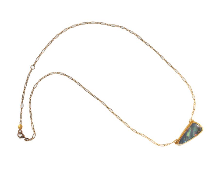 Black Opal in 24k Yellow Gold Collier Necklace