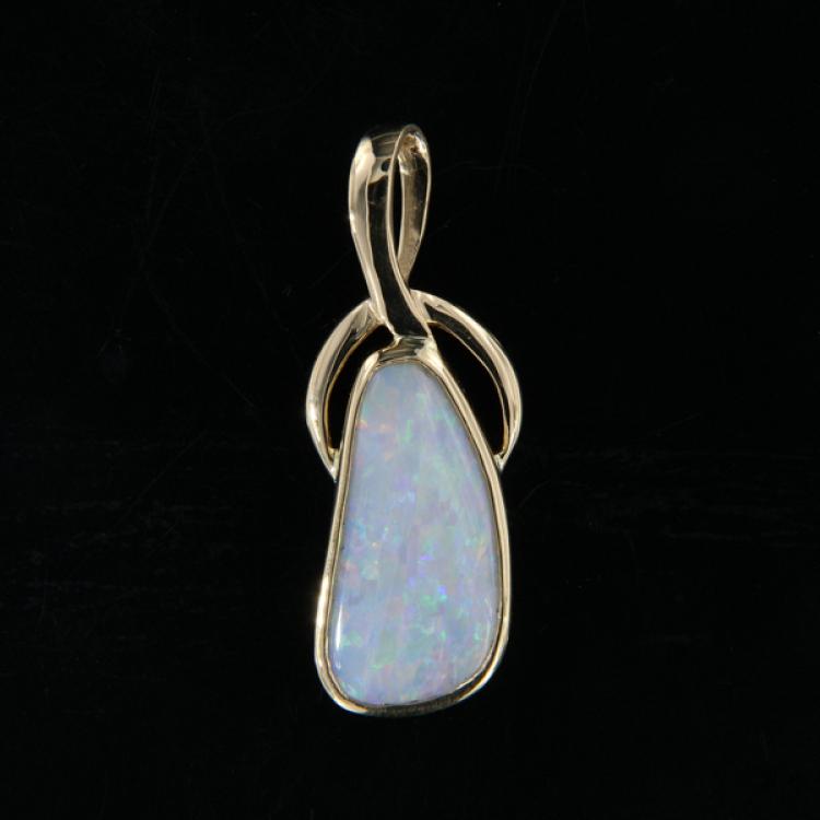 Anhänger Gold Heller Opal,  Opalschmuck, Gold