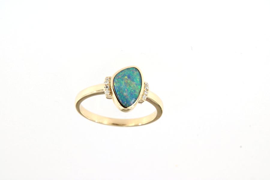Elegant Ring with Colorful Opal Doublet and Diamonds