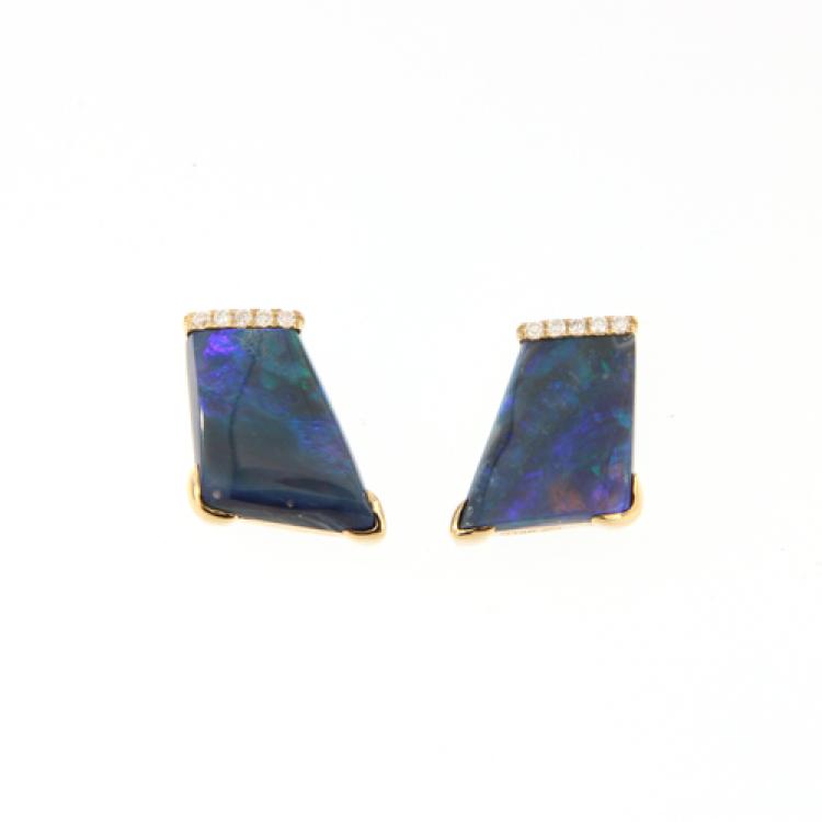 Schwarzopalen und Brillianten in 750er Gelbgold Ohrsteckern