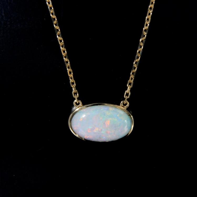 Collier Yellow Gold Light Opal, Opal Jewellery