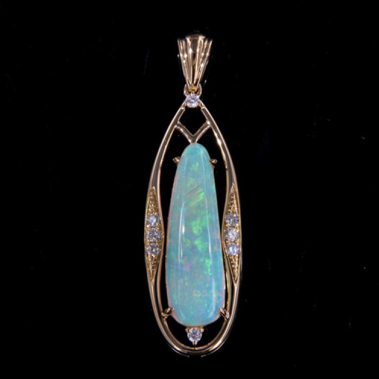 Pendant Gold Light Opal, Opal Jewellery