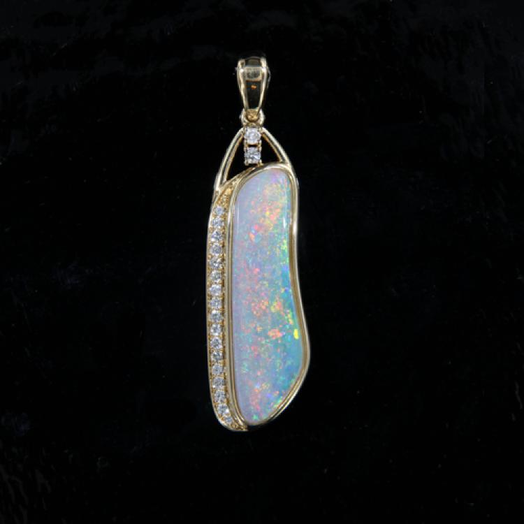 18K Yellow Gold Crystal Opal Pendant with Diamonds