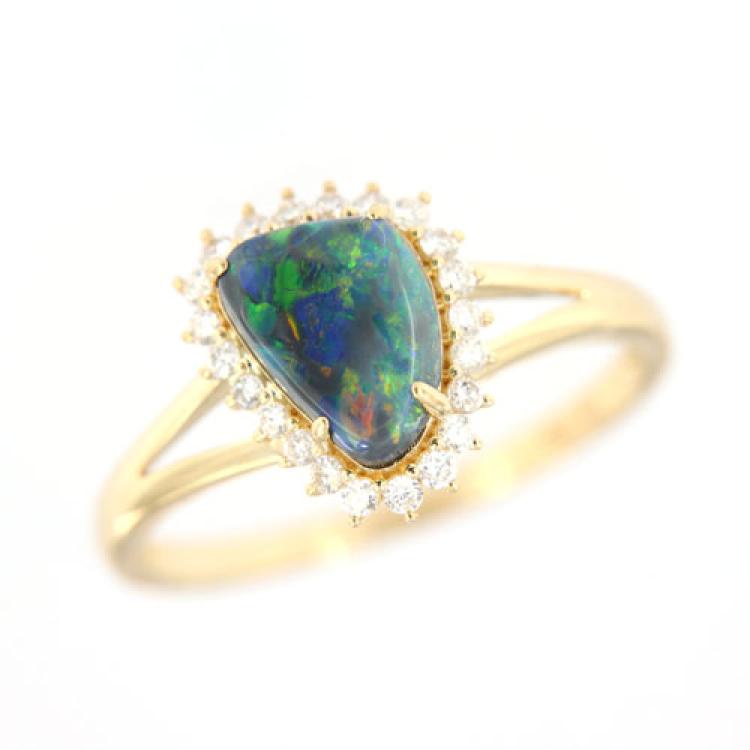 Split-Band-Ring mit Schwarzopal und Brillanten