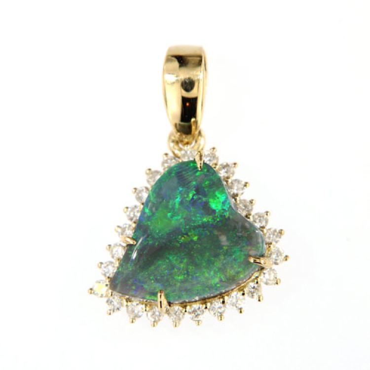Anhänger aus Gelbgold mit schwarzem Opal in Herzform und Brillanten